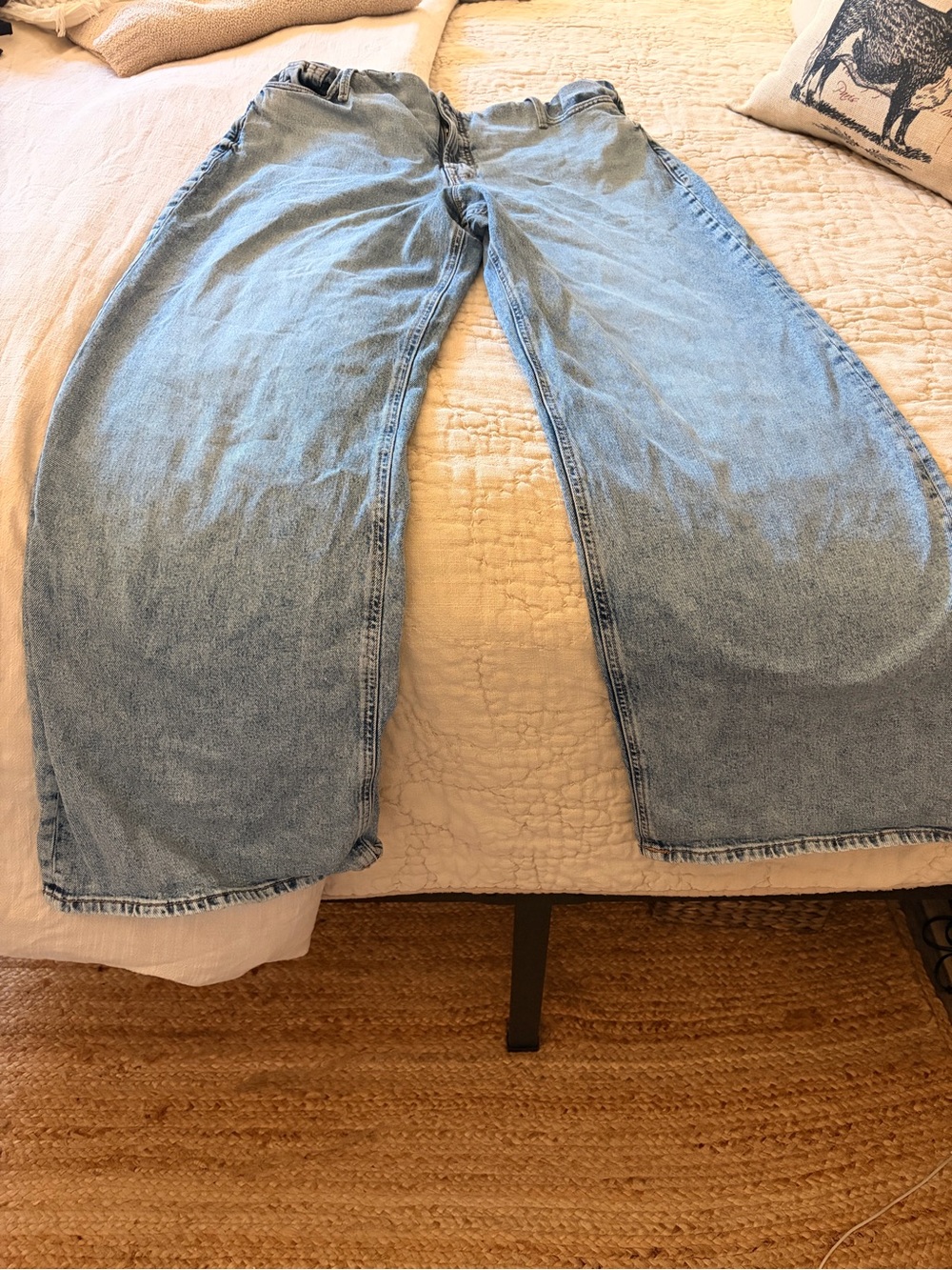Good American pull on wide leg indigo 825 denim jeans